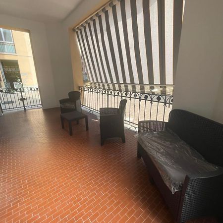 Apartamento La Casa Nel Viale Asti Exterior foto