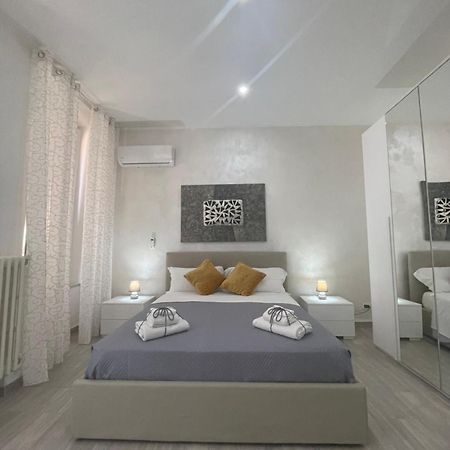 Apartamento La Casa Nel Viale Asti Exterior foto