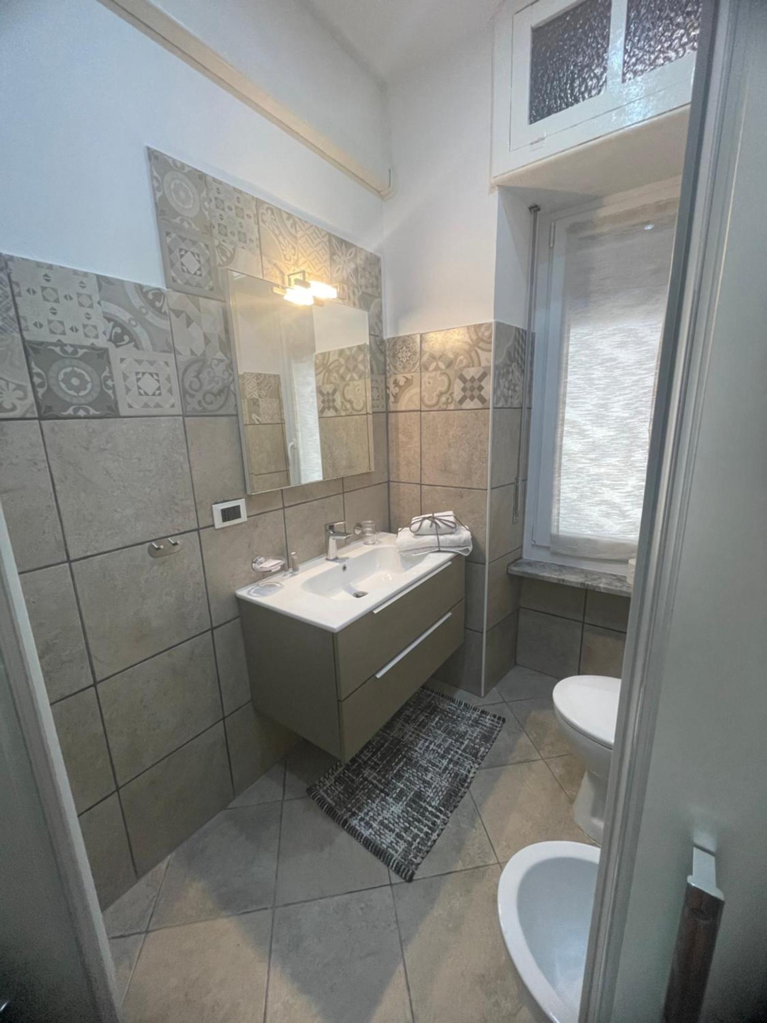 Apartamento La Casa Nel Viale Asti Exterior foto